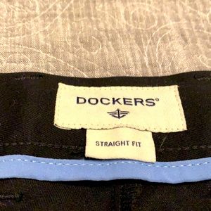 For sale dockers 36x30 Black dress dockers used.